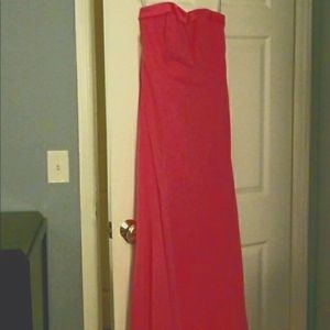 Bridesmaid/prom dress fushia strapless with train